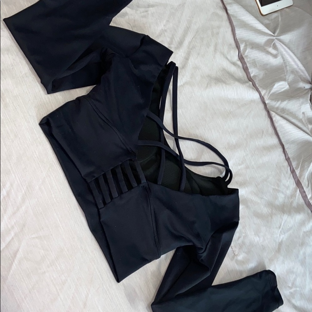 Crop long sleeve tee